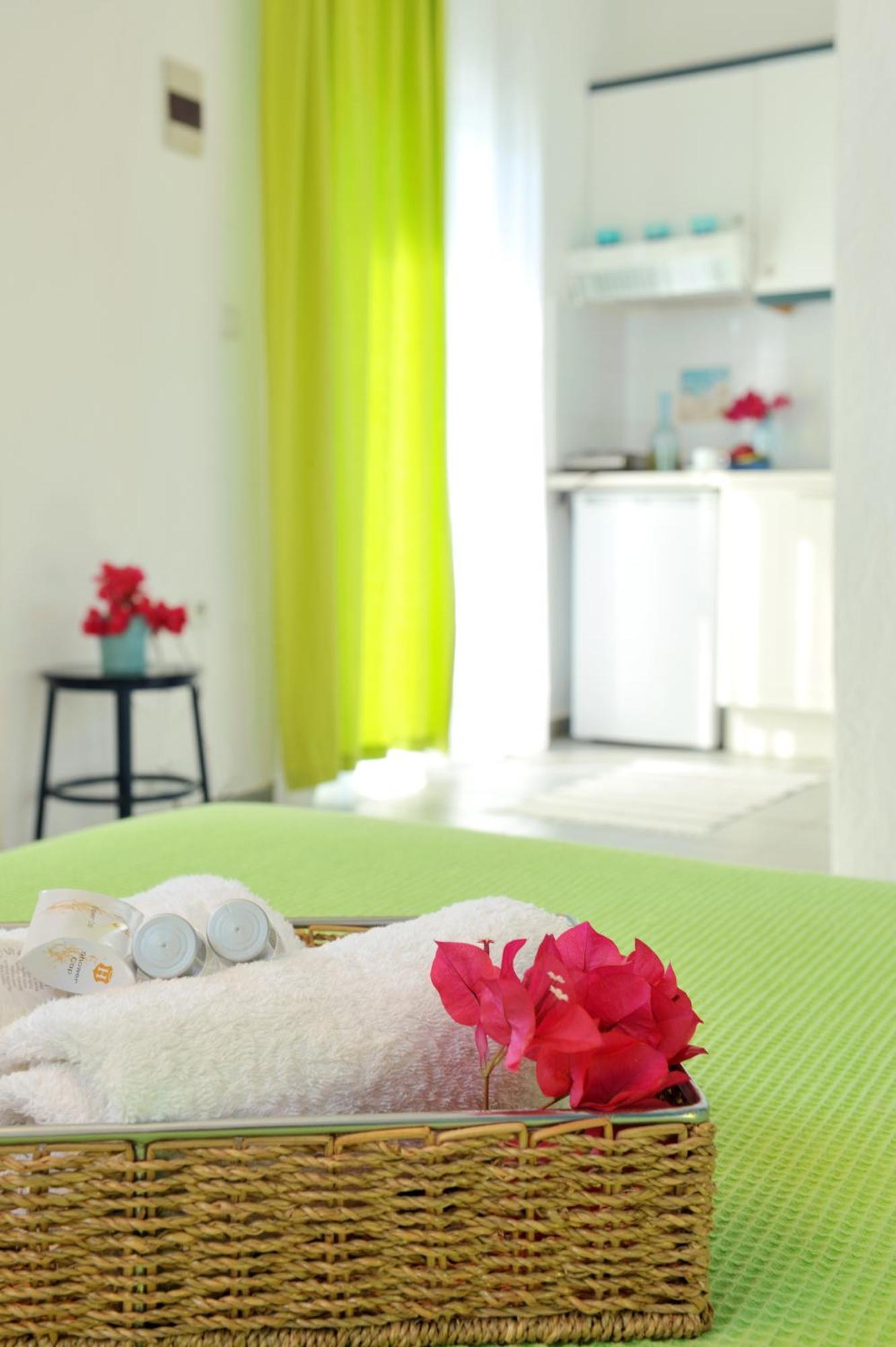 Apartament Aiolis *