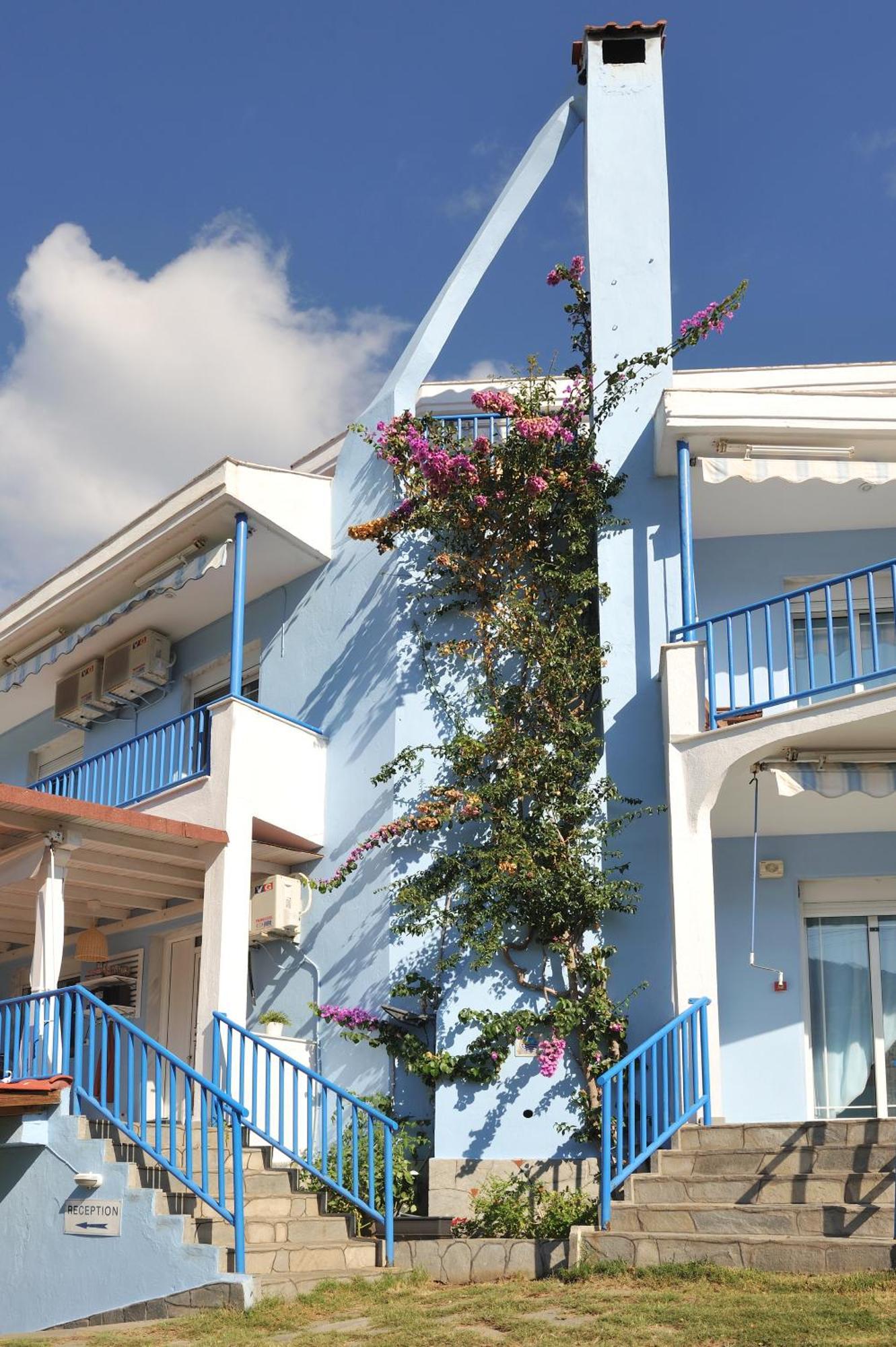 Apartament Aiolis *